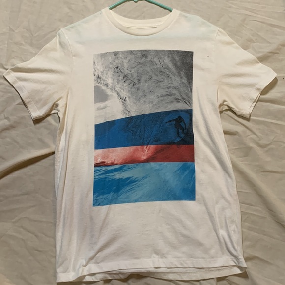 Old navy T’s - Picture 5 of 7